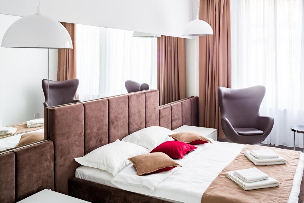 Avangard Kulisha 15 * Lviv